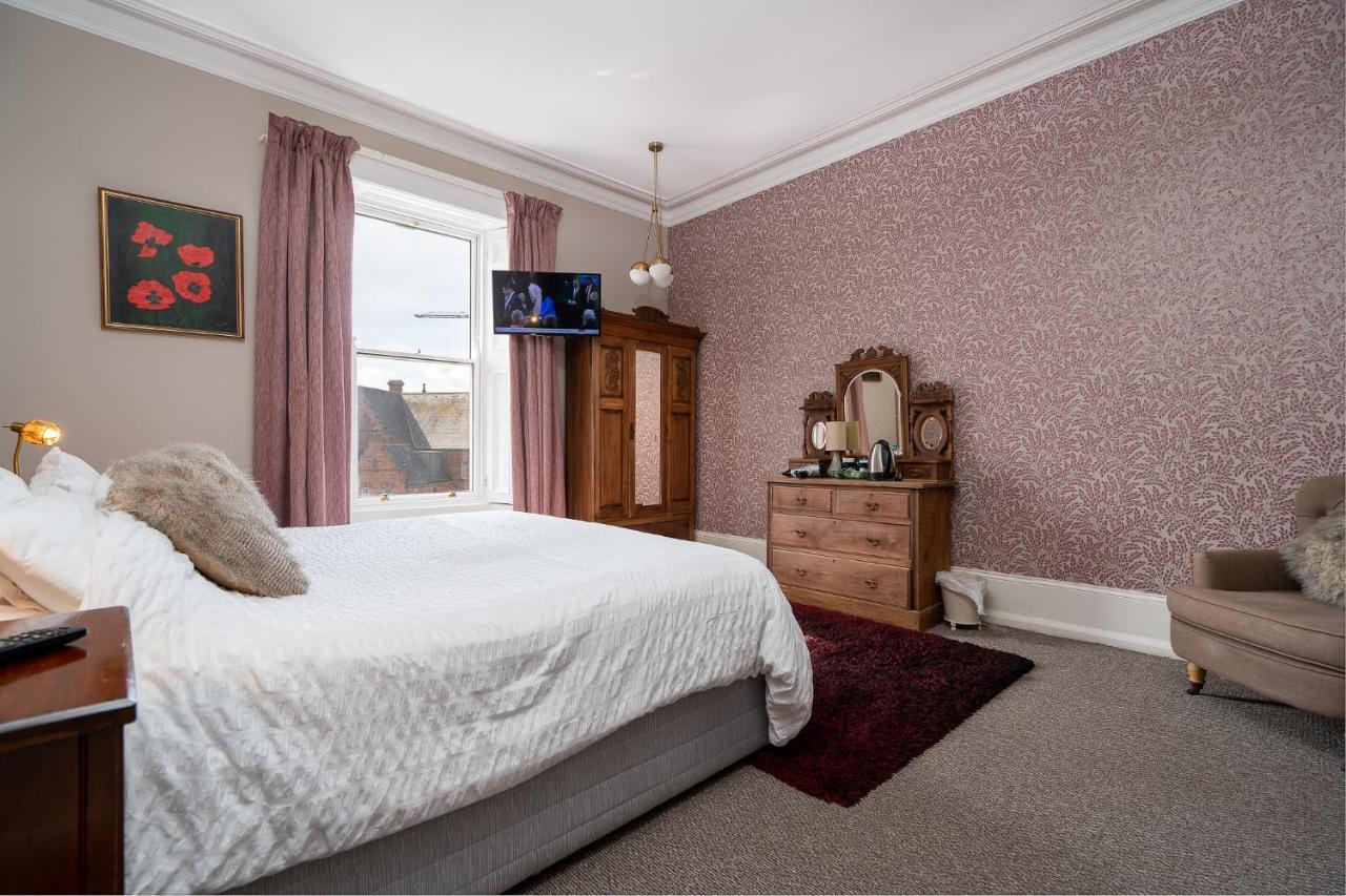 Antrim House Guest Rooms & Suites (Adults Only) Portrush Eksteriør billede