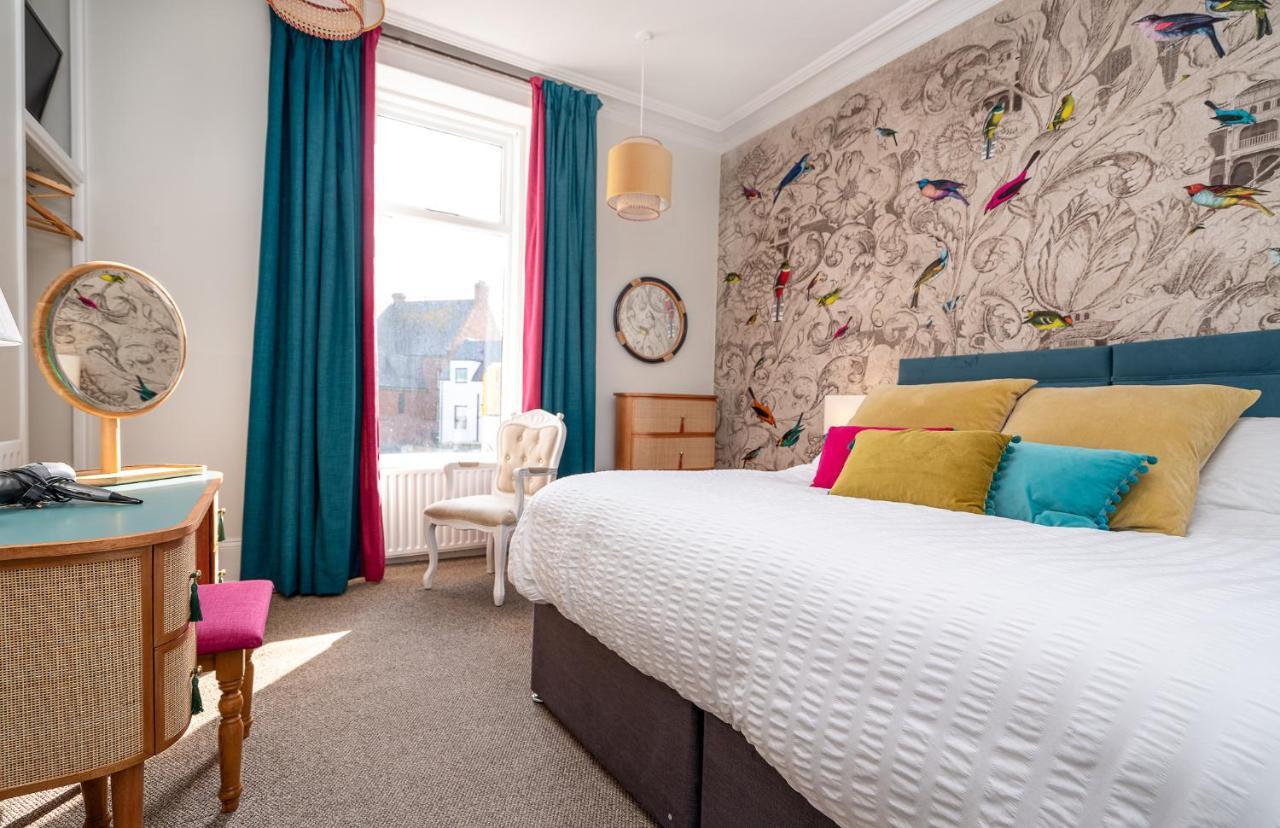 Antrim House Guest Rooms & Suites (Adults Only) Portrush Eksteriør billede
