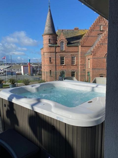 Antrim House Guest Rooms & Suites (Adults Only) Portrush Eksteriør billede