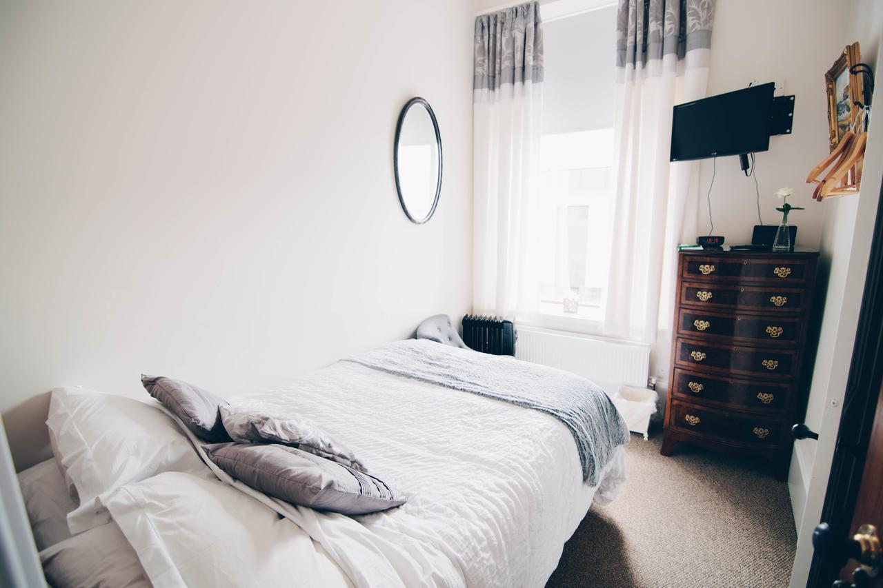 Antrim House Guest Rooms & Suites (Adults Only) Portrush Eksteriør billede
